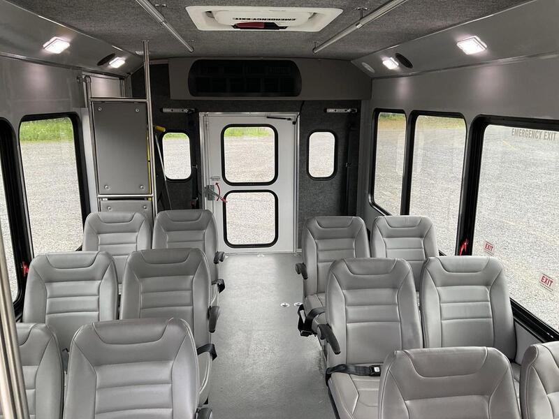 2026 FORD HLE HLE COACH photo 6