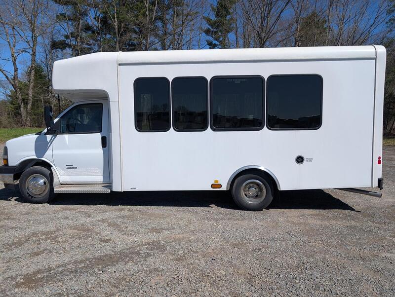 2024 CHEVROLET HLE HLE COACH photo 7